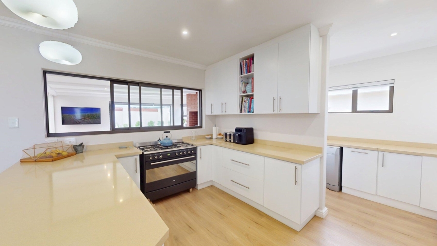 3 Bedroom Property for Sale in Lovemore Park Eastern Cape